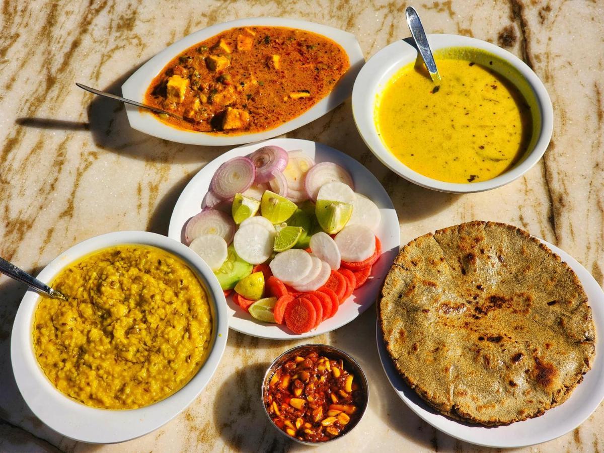 Govind Hotel Jodhpur  Buitenkant foto