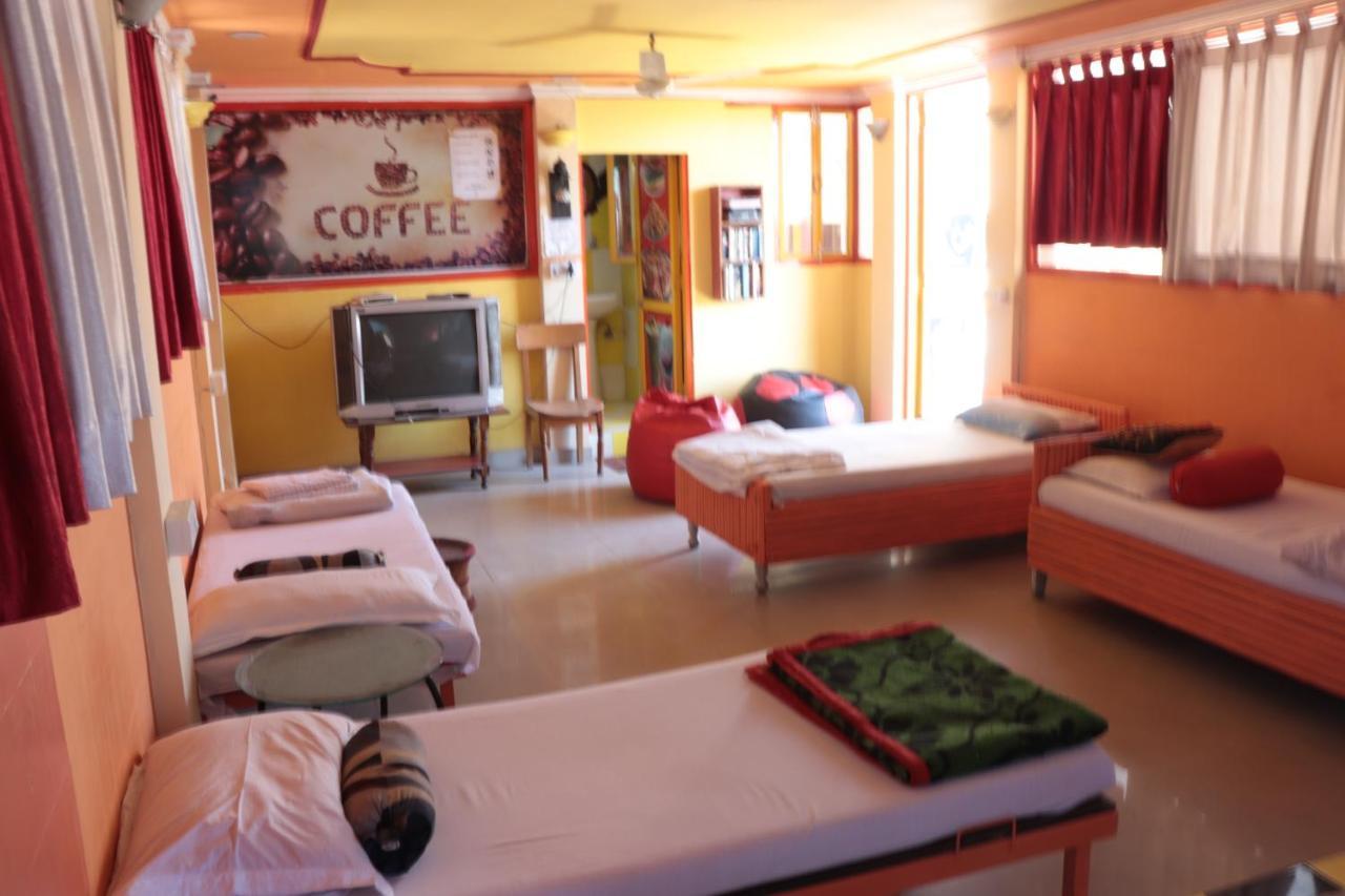 Govind Hotel Jodhpur  Buitenkant foto