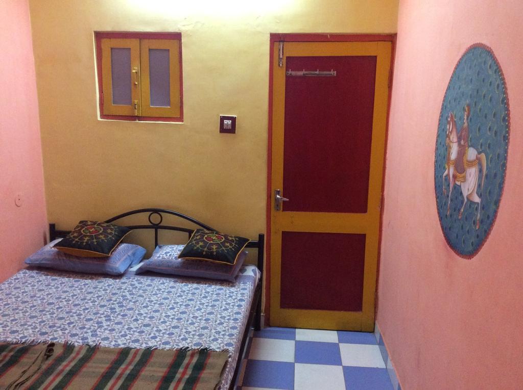 Govind Hotel Jodhpur  Buitenkant foto