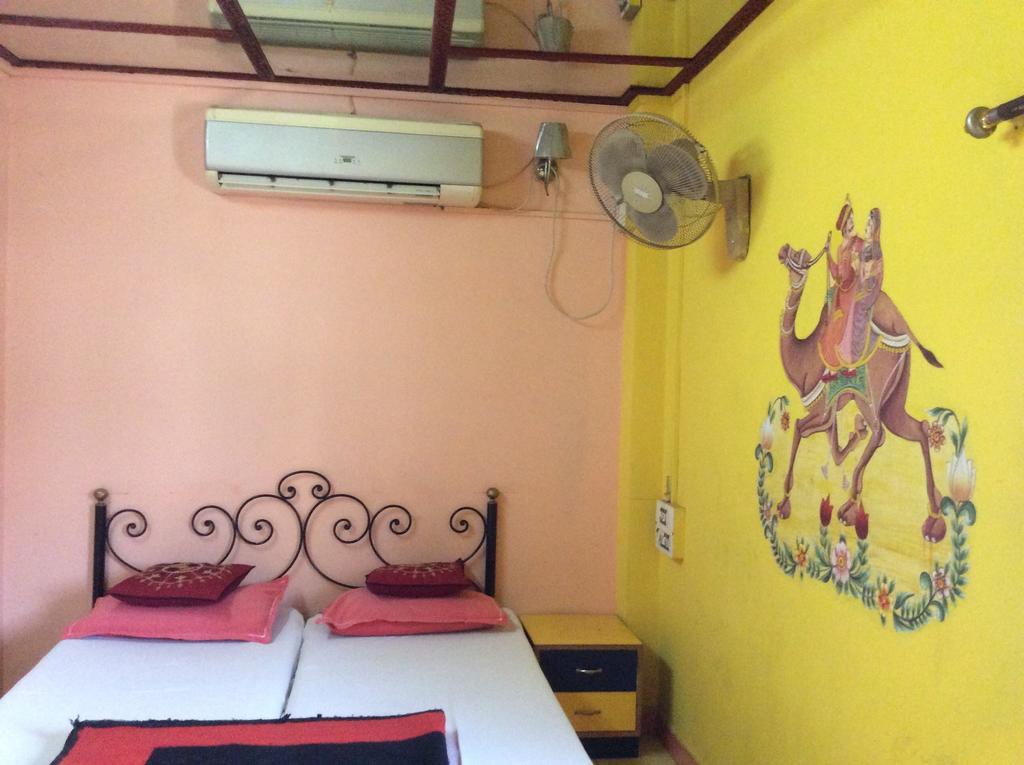Govind Hotel Jodhpur  Buitenkant foto